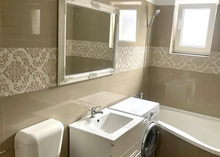 Westcity Apartmán *